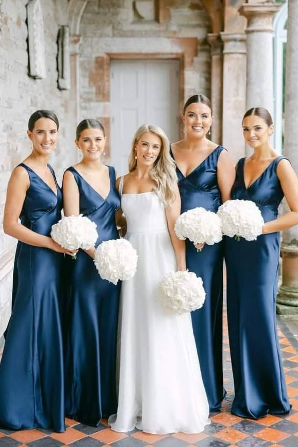 
                      
                        V-neck Navy Blue Satin Bridesmaid Dress
                      
                    
