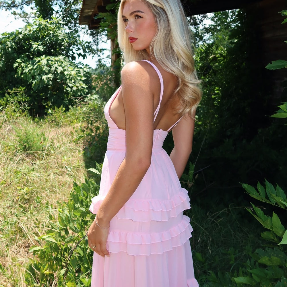 
                      
                        V-neck Pink Ruffle Hem Chiffon Bridesmaid Dress
                      
                    