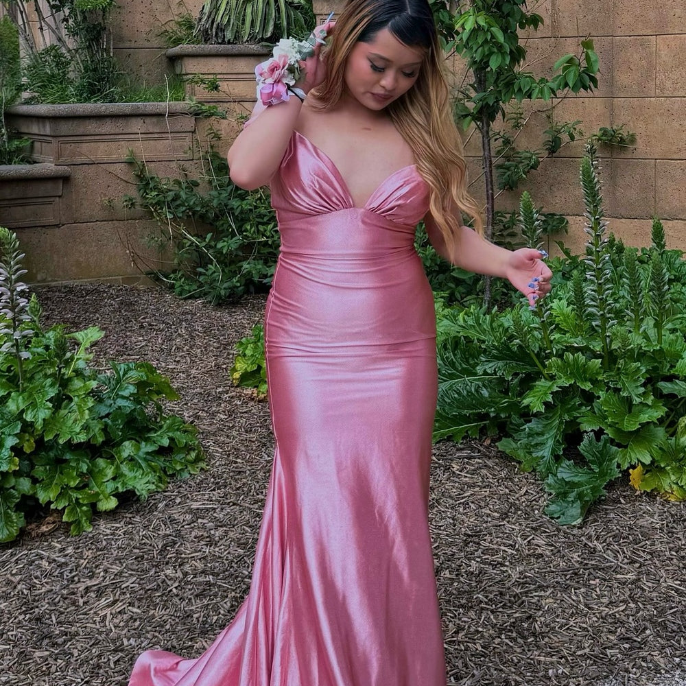 
                      
                        V-neck Pink Ruched Mermaid Satin Long Dress
                      
                    