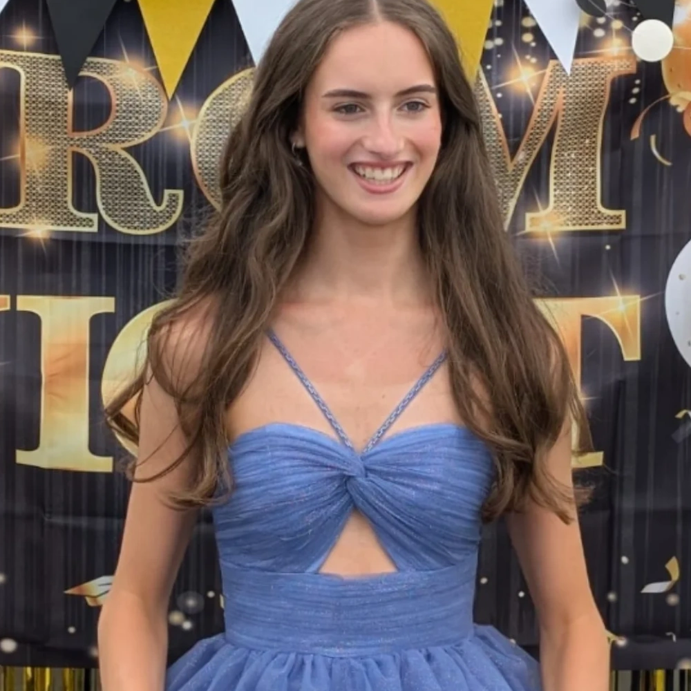 
                      
                        V-neck Sage Green Tiered Sparkle Tulle Long Dress
                      
                    