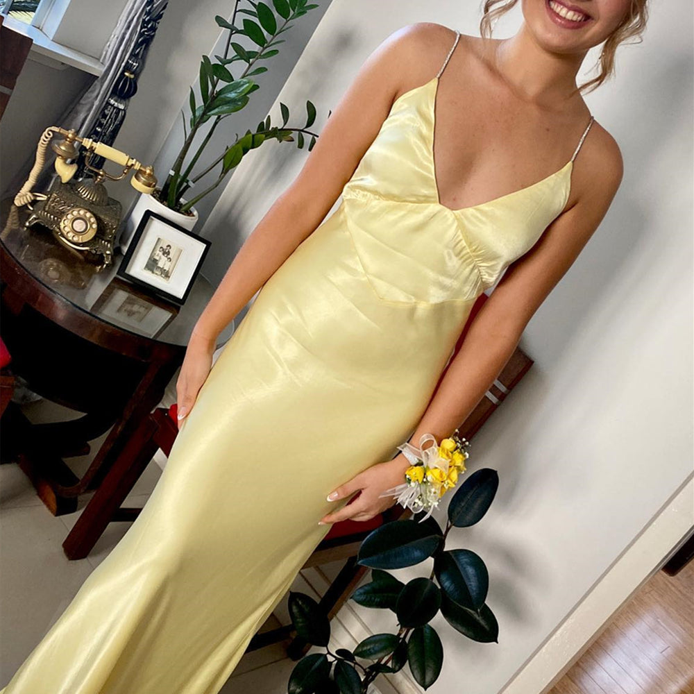 
                      
                        V-neck Yellow Sheath Long Dress with Diamond Straps
                      
                    