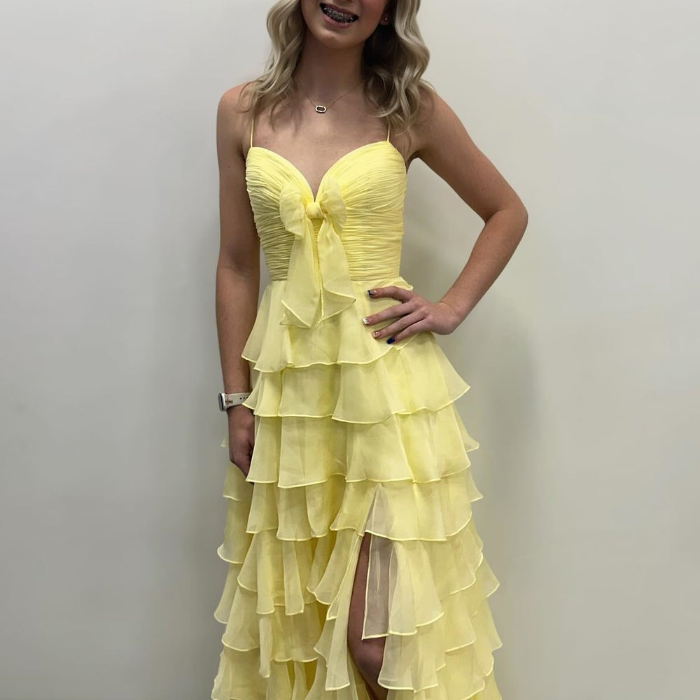 
                      
                        V-neck Green Pleated Tiered Long Dress with Bow
                      
                    