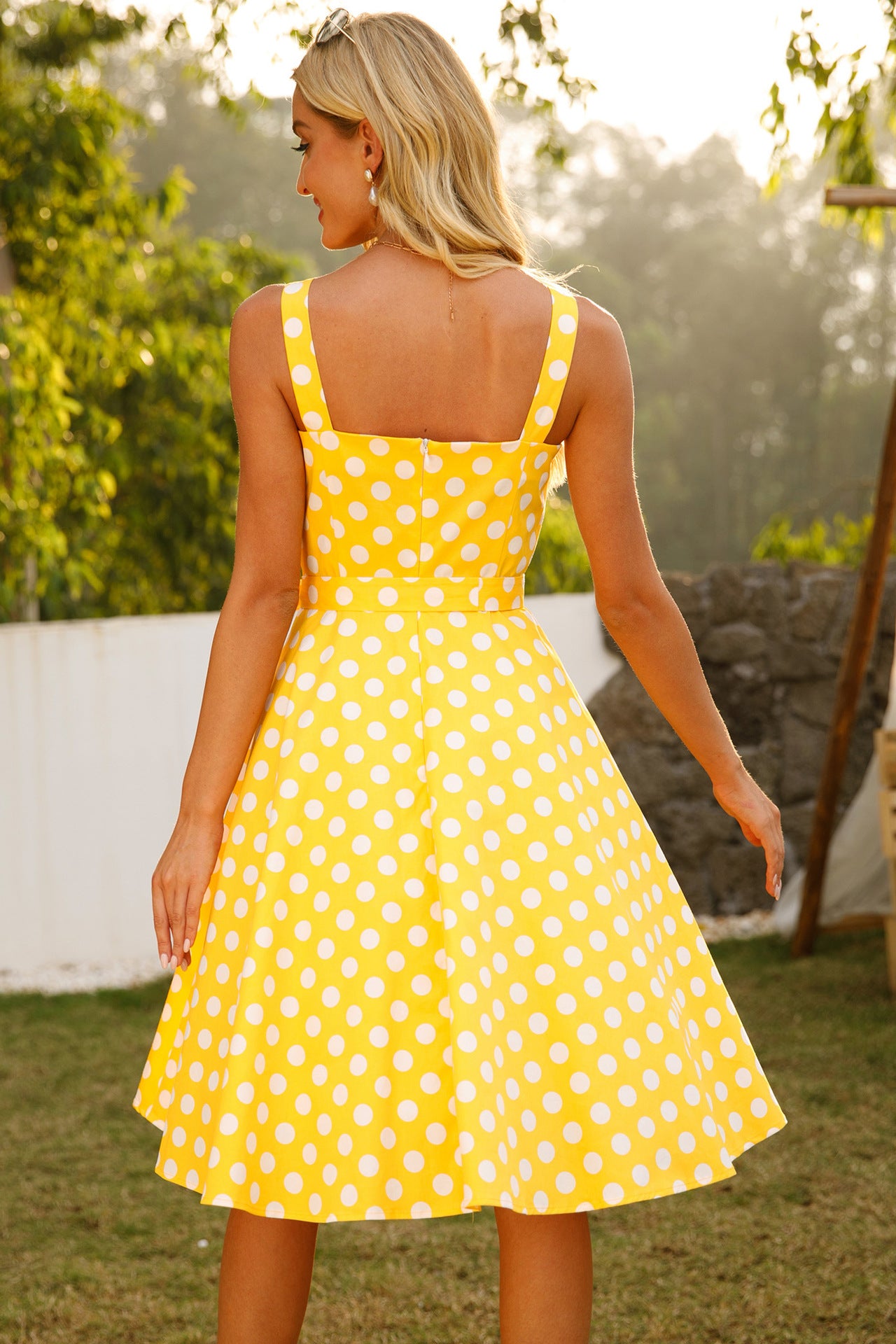 Yellow 1950s Polka Dots Sleeveless Vintage Dress With Belt PollyBoutique Yellow 1950s Polka Dots Sleeveless Vintage Dress With Belt PollyBoutique