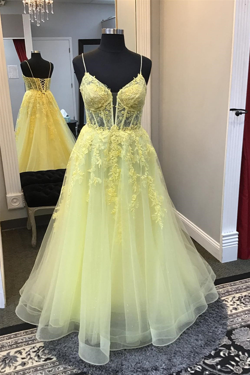 V-neck Yellow Appliques A-line Tulle Long Dress