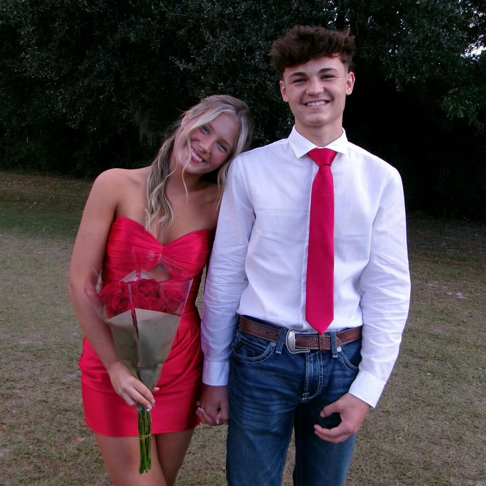 
                      
                        V-neck Sage Green Ruched Short Dress with Keyhole
                      
                    