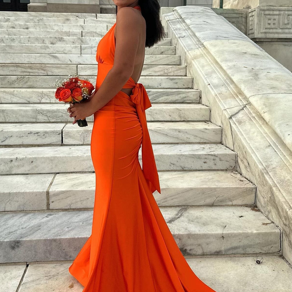 
                      
                        Plunge Neck Pink Open Back Mermaid Long Dress
                      
                    