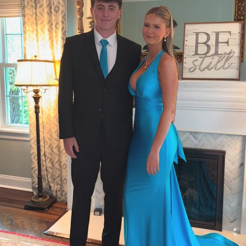 
                      
                        Plunge Neck Pink Open Back Mermaid Long Dress
                      
                    