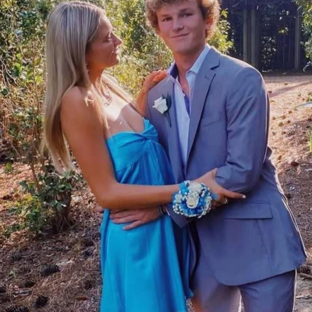 
                      
                        Strapless Navy Blue Ruched Tube Dress
                      
                    