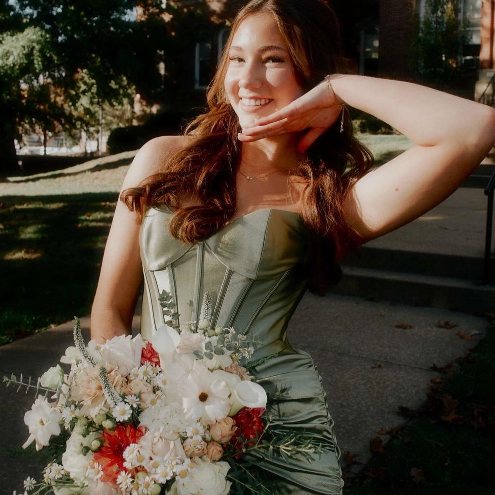 
                      
                        Strapless Purple Pleated Bodycon Short Dress
                      
                    