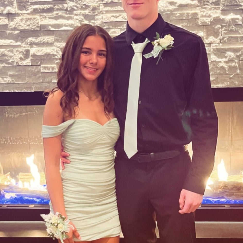 
                      
                        Off the Shoulder Pink Tight Short Tulle Dress
                      
                    