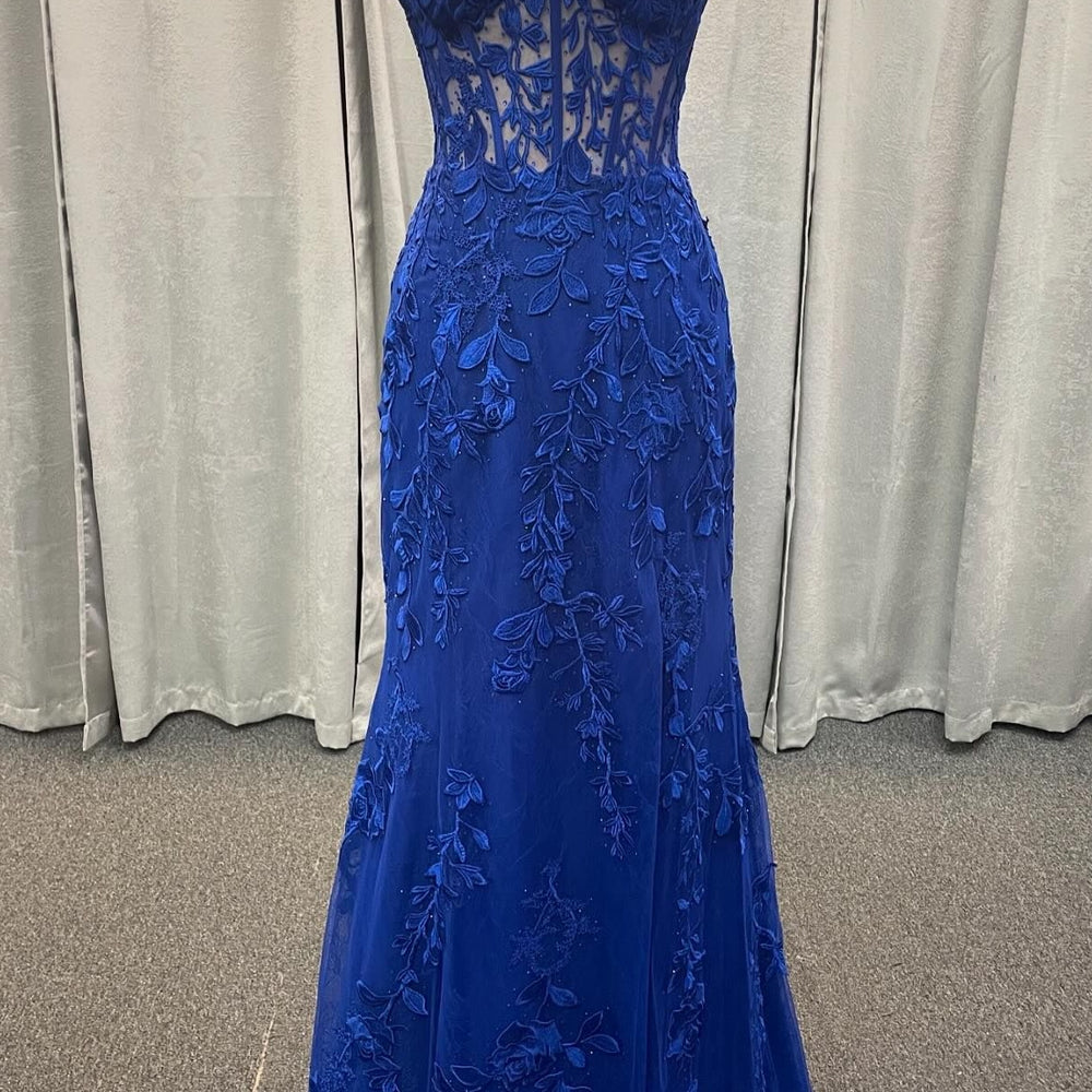 
                      
                        Strapless Yellow Lace Appliques Long Prom Dress
                      
                    