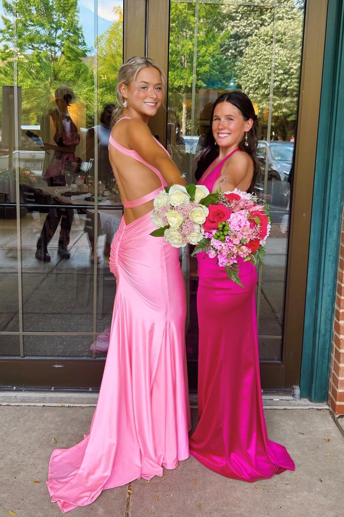 V-neck Blue Open Back Ruched Mermaid Long Dress PollyBoutique V-neck Blue Open Back Ruched Mermaid Long Dress PollyBoutique