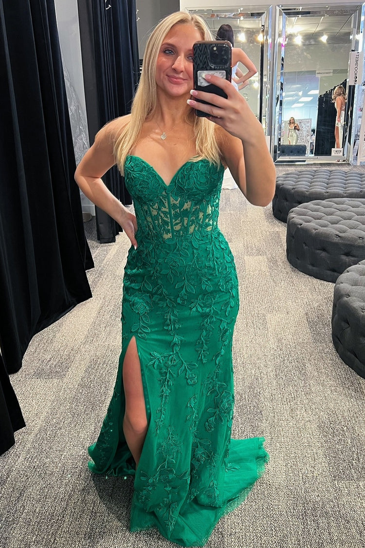 Long Sleeveless Lace Appliques Prom Dress