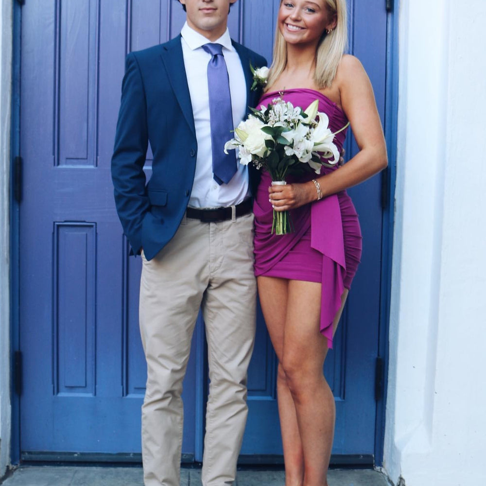 
                      
                        Strapless Blue Ruched Sheath Short Dress
                      
                    